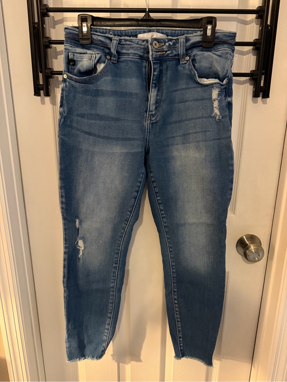 KanCan Medium Blue Distressed Ankle Jeans